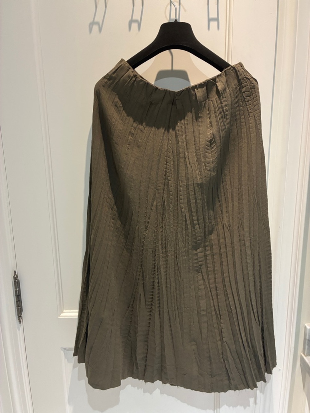 Massimo Dutti Pleated A-Line Midi Skirt in Olive 👵MT